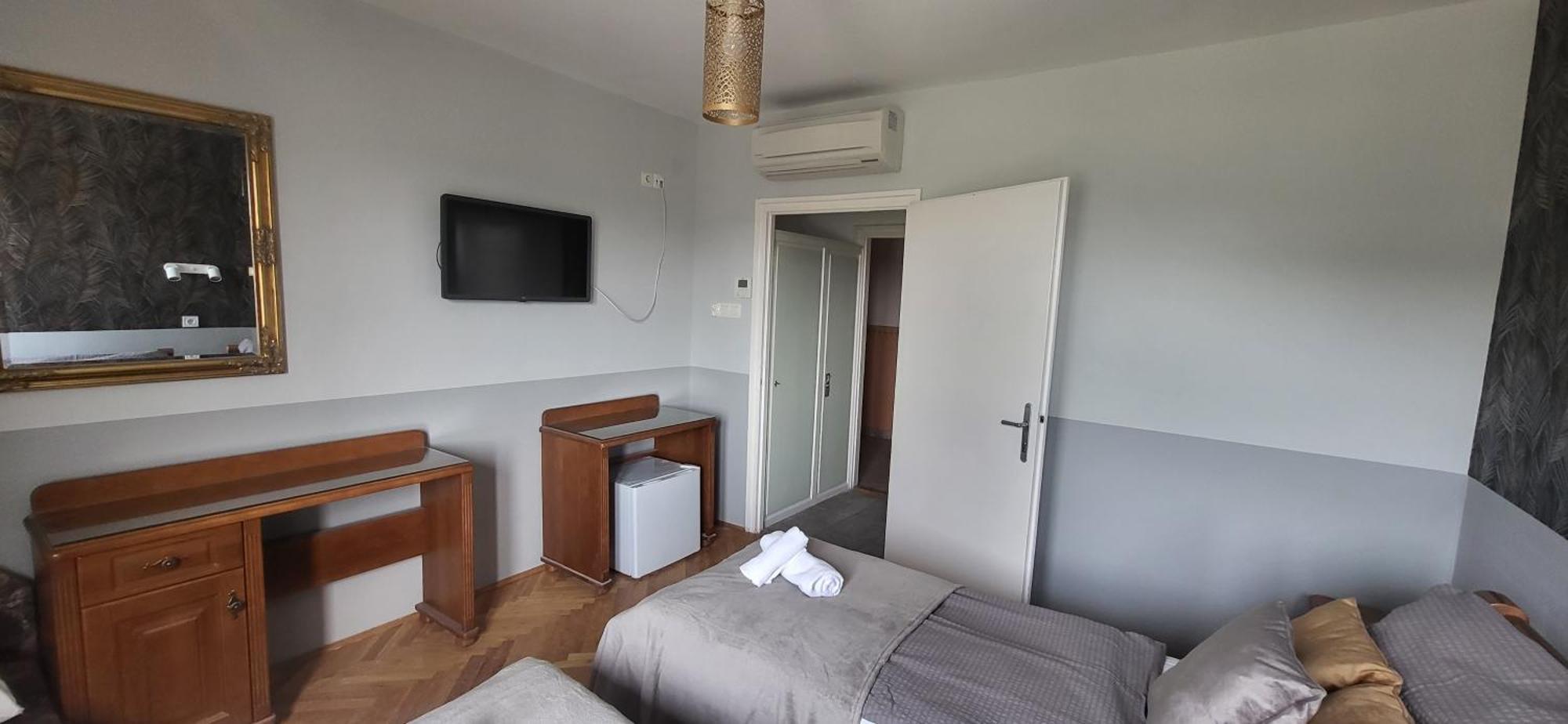 Doris Hotel Siofok Exterior photo
